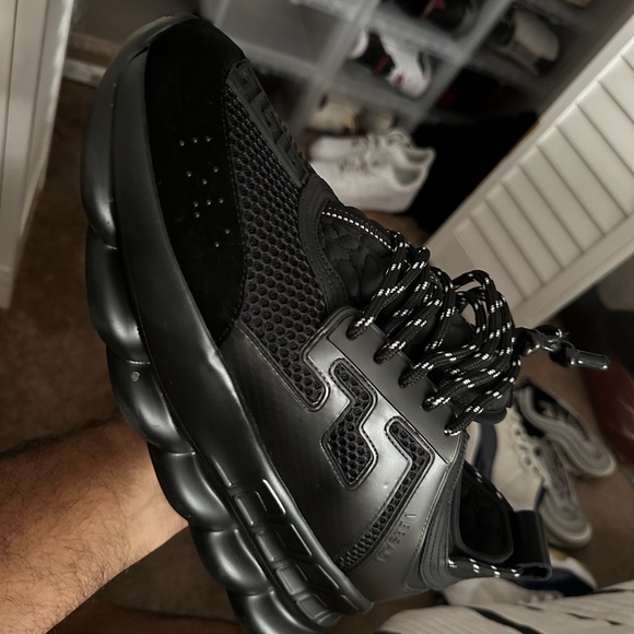 Versace Black Box with Red and Gray Accents - Picture 6 of 6